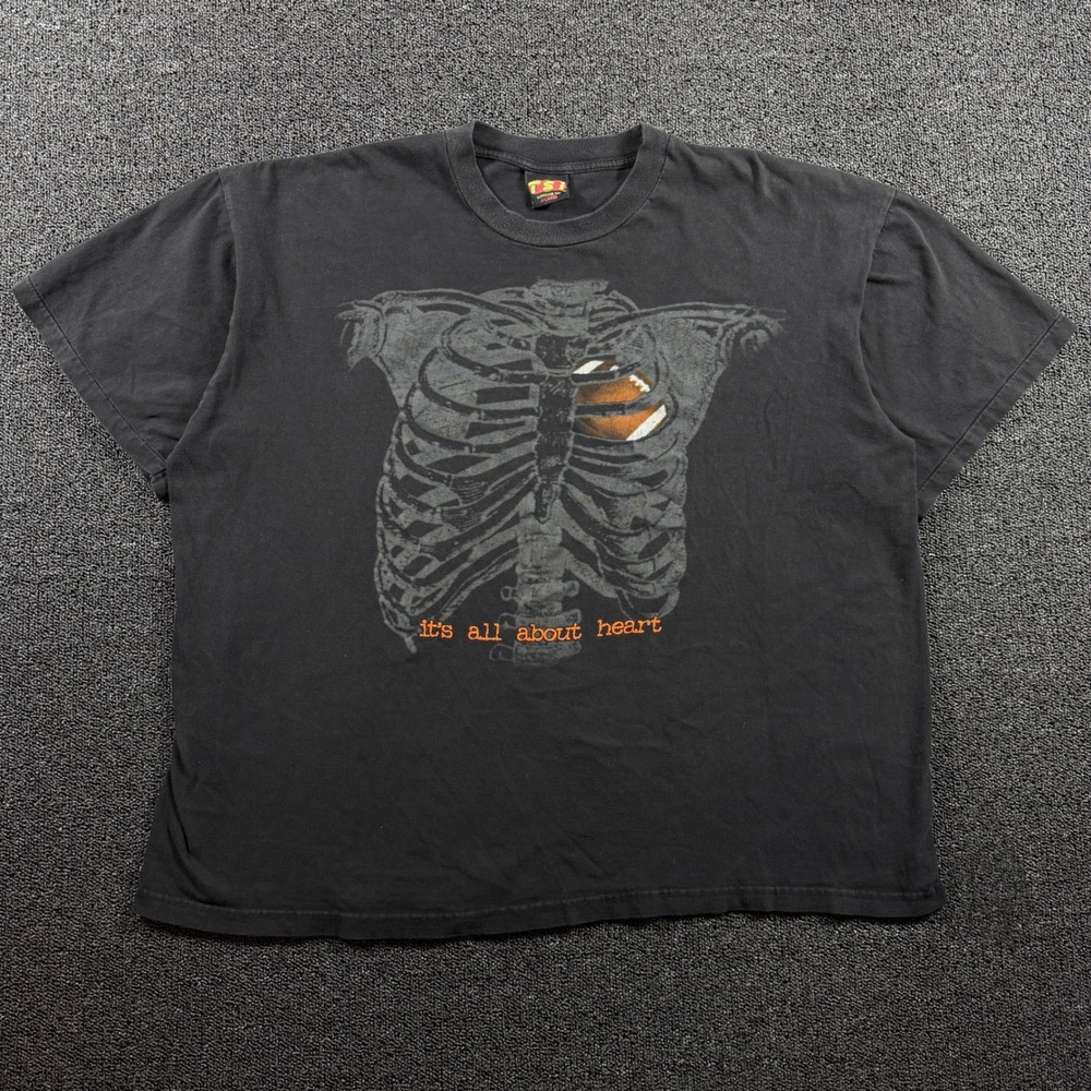 Vintage Ribcage Football Skeleton Heart Graphic T-Shirt Men's XL TSI Tag Black